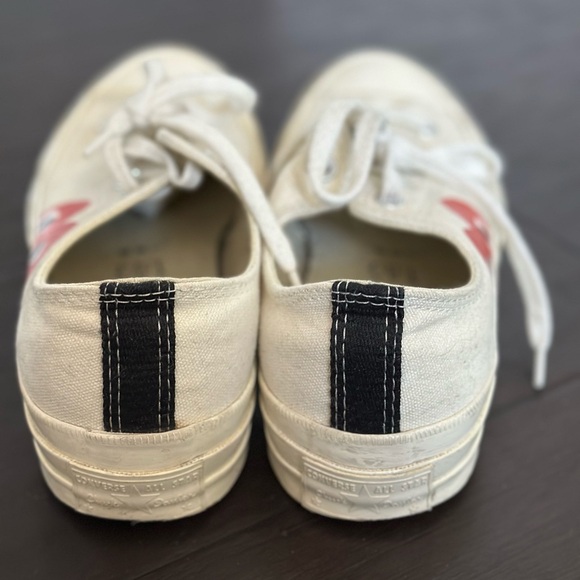 Comme des Garcons White Sneakers with Red Heart - Picture 4 of 4